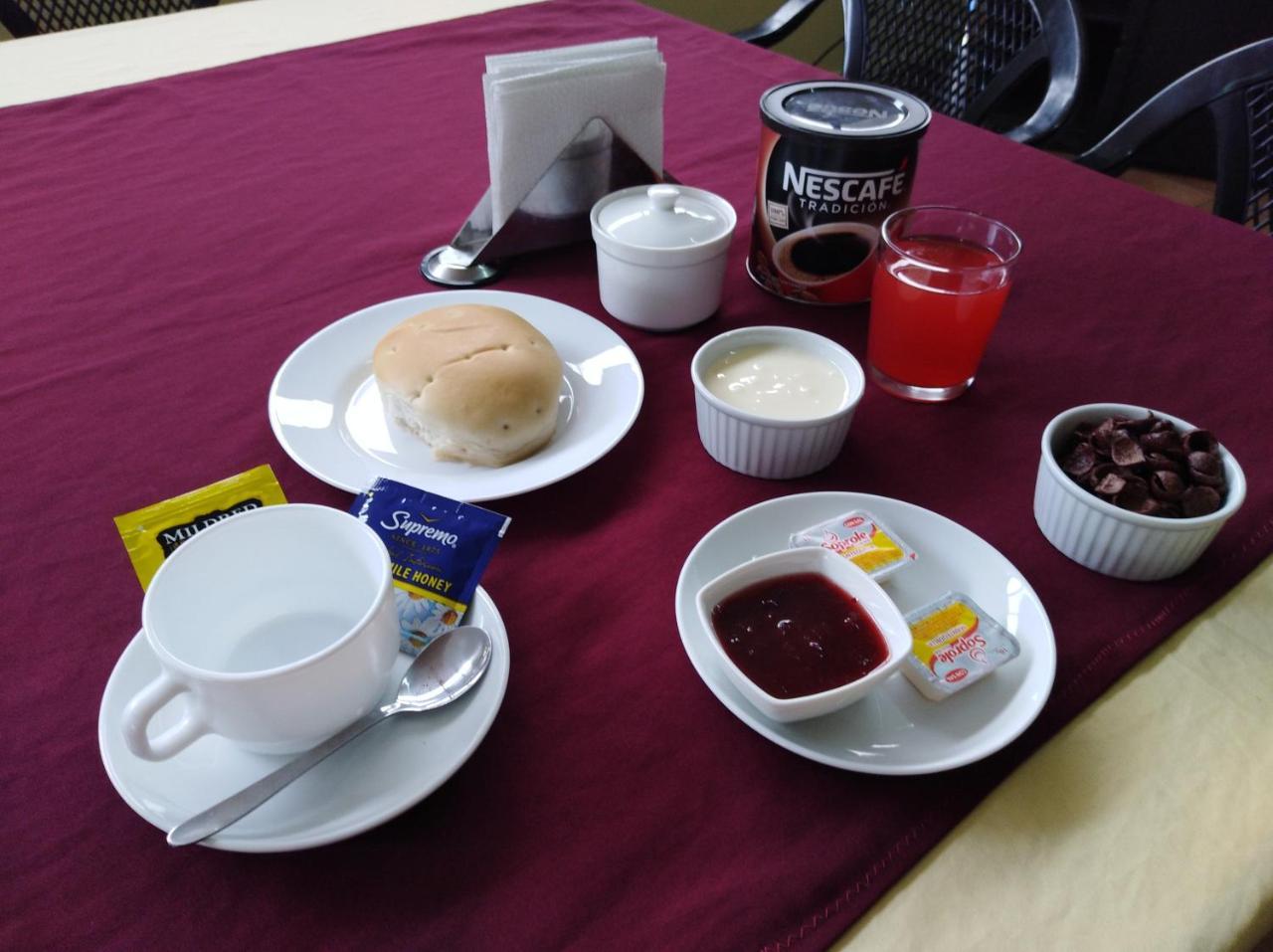 Hostal Rozal Spa Hospicio อิกิเก ภายนอก รูปภาพ